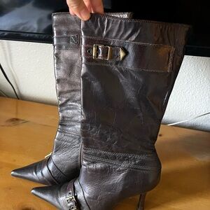 Elegant Brown Leather Women's Boots